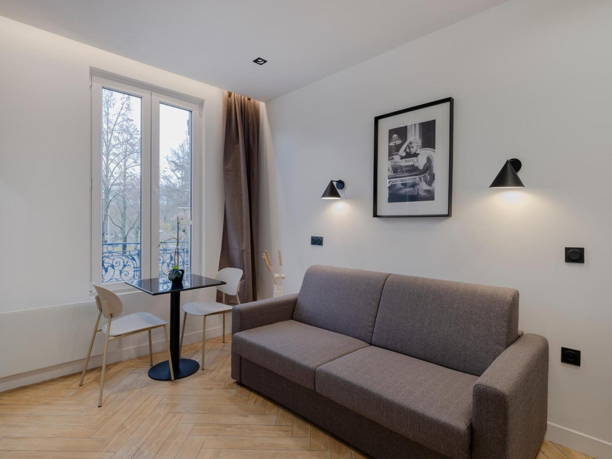 Charming Studio In Pantin Buitenkant foto